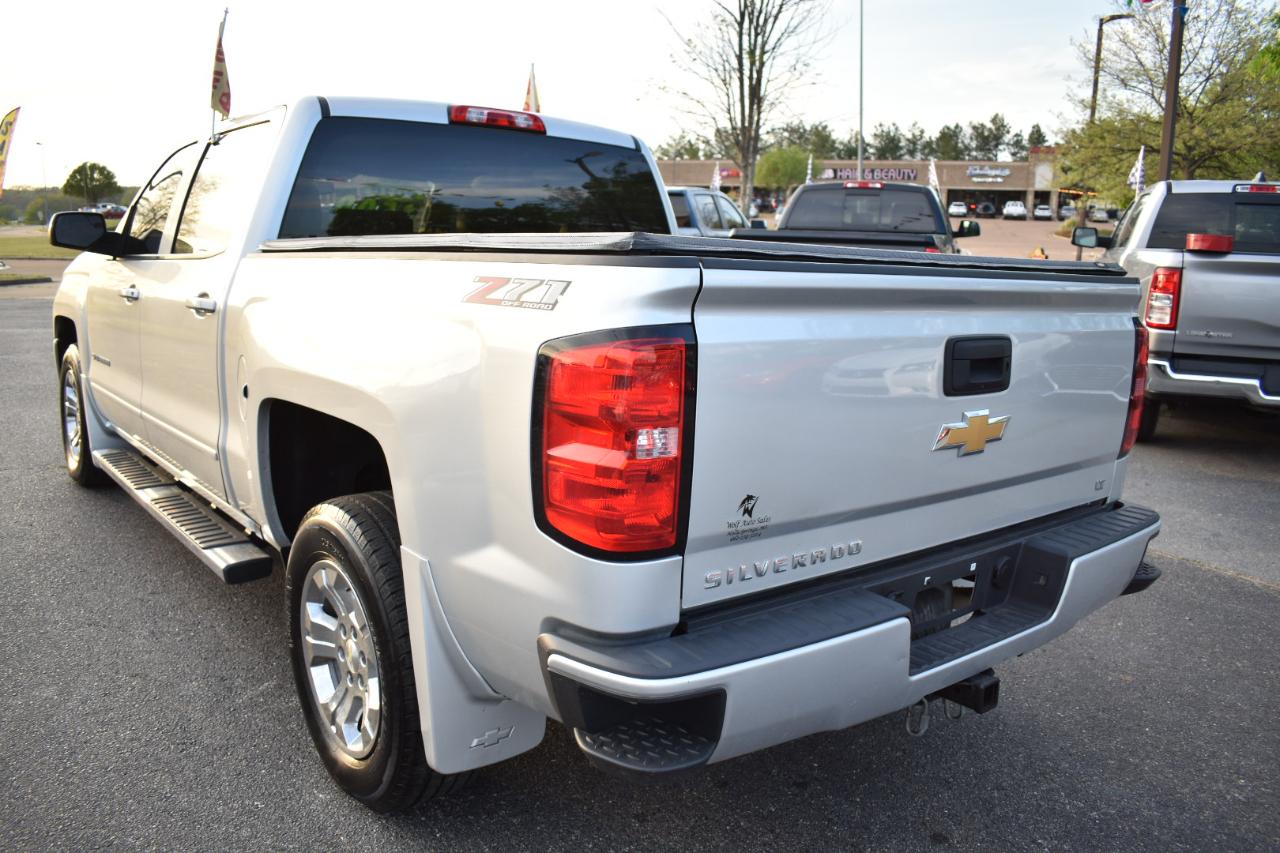 Chevrolet Silverado 1500 4WD Crew Cab 143.5" LT w/2LT 2018