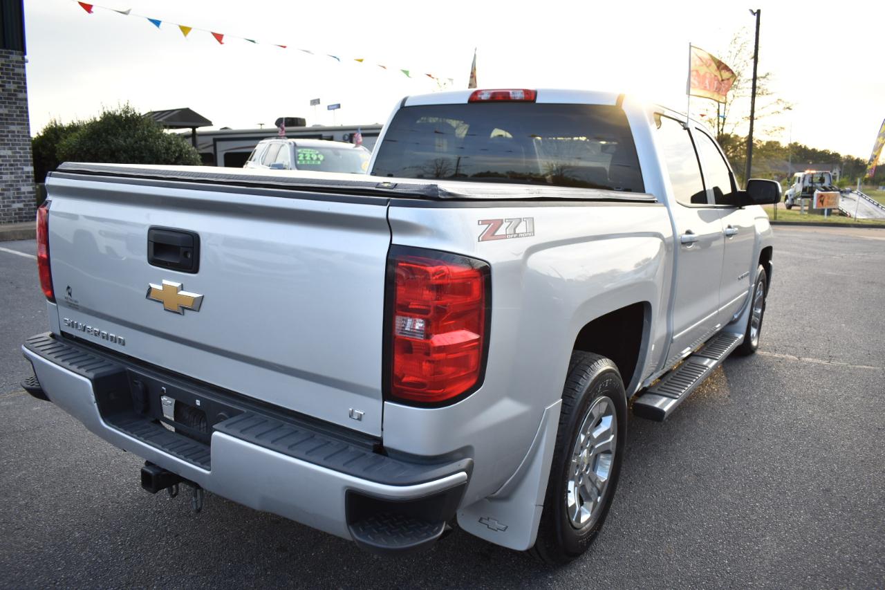 Chevrolet Silverado 1500 4WD Crew Cab 143.5" LT w/2LT 2018