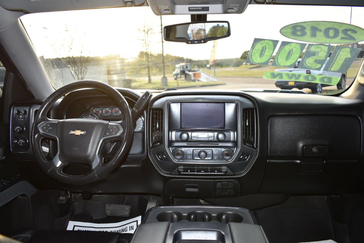 Chevrolet Silverado 1500 4WD Crew Cab 143.5" LT w/2LT 2018