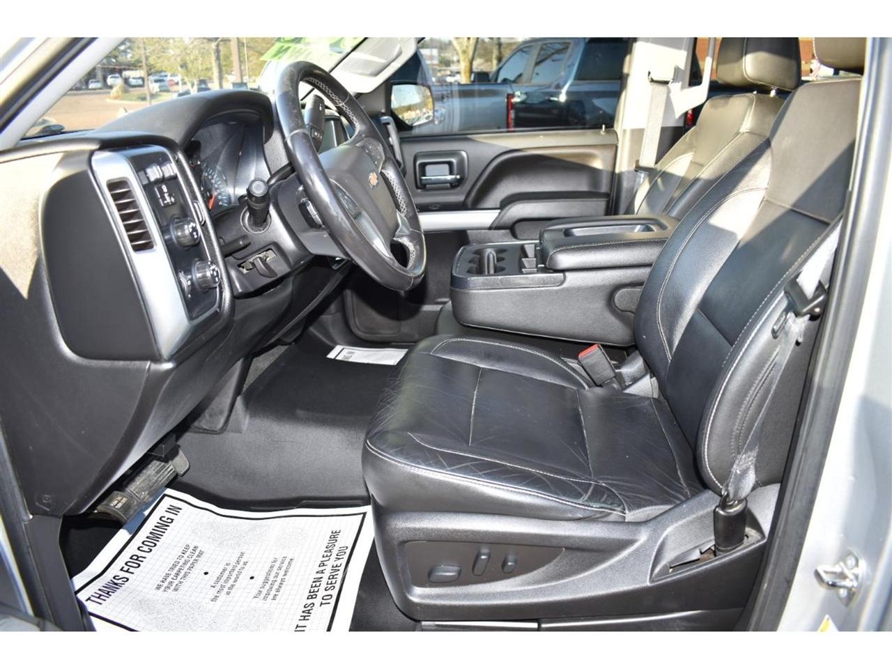 Chevrolet Silverado 1500 4WD Crew Cab 143.5" LT w/2LT 2018