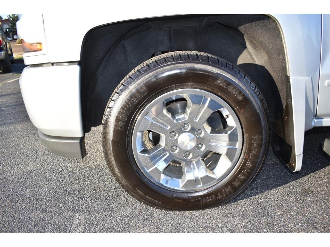 Chevrolet Silverado 1500 4WD Crew Cab 143.5" LT w/2LT 2018