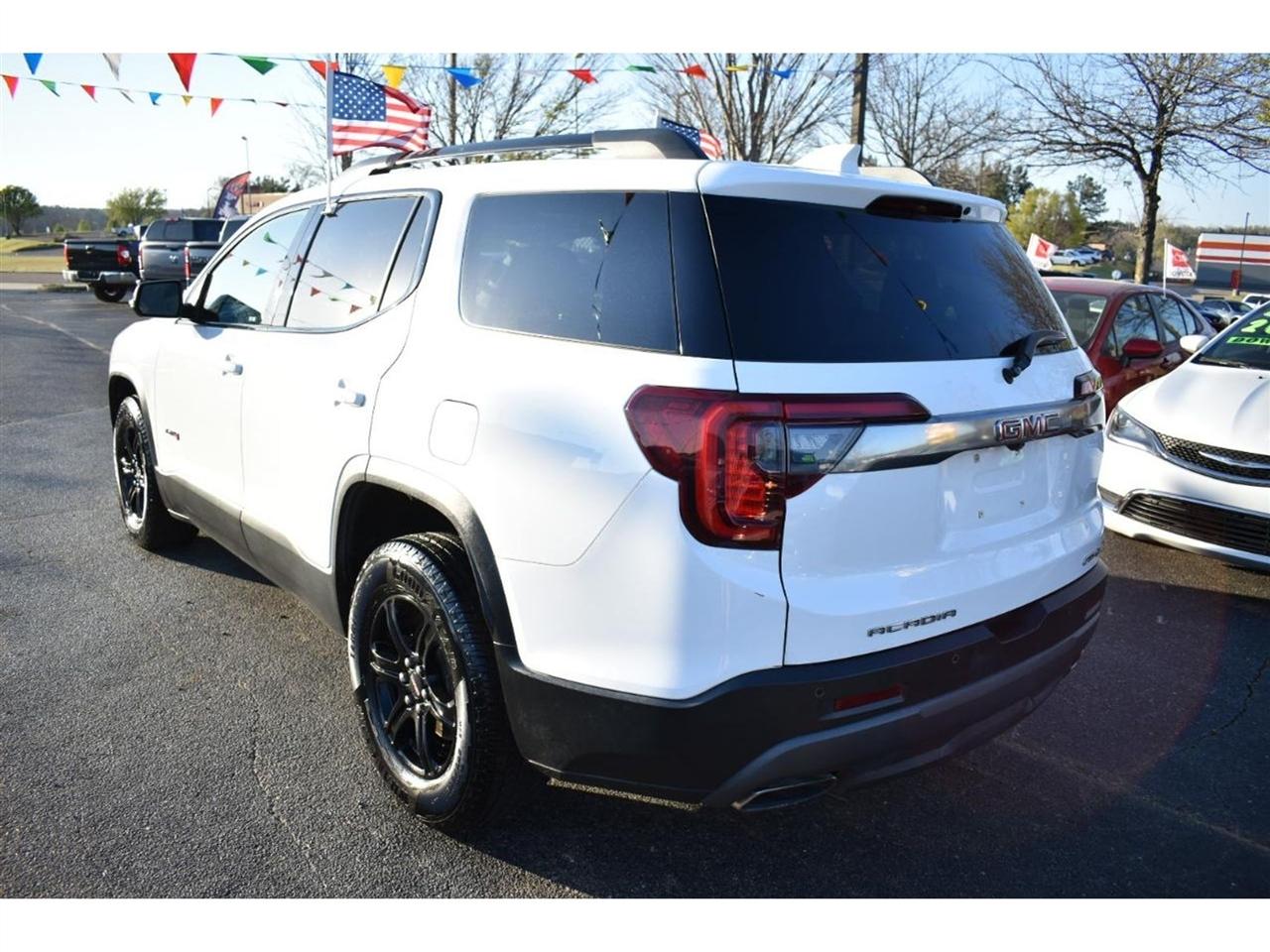 GMC Acadia AWD 4dr AT4 2020