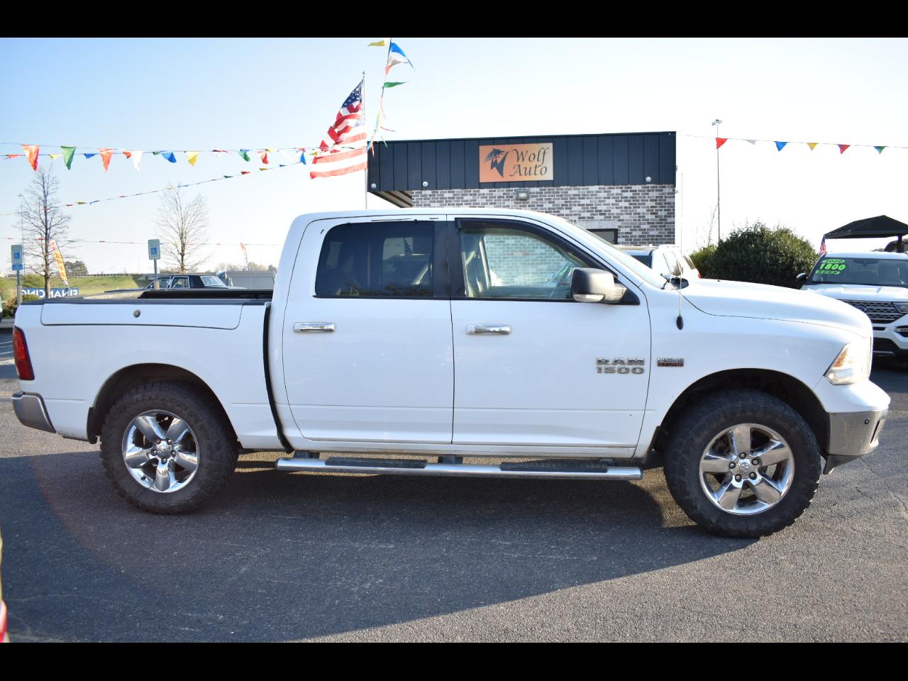 RAM 1500 4WD Crew Cab 140.5" Big Horn 2016