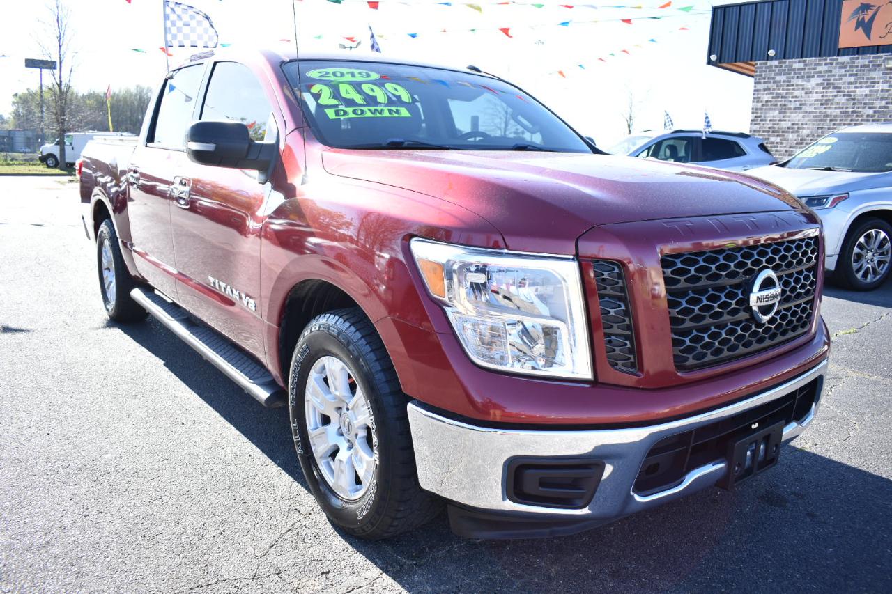 Nissan Titan 4x2 Crew Cab SV 2019