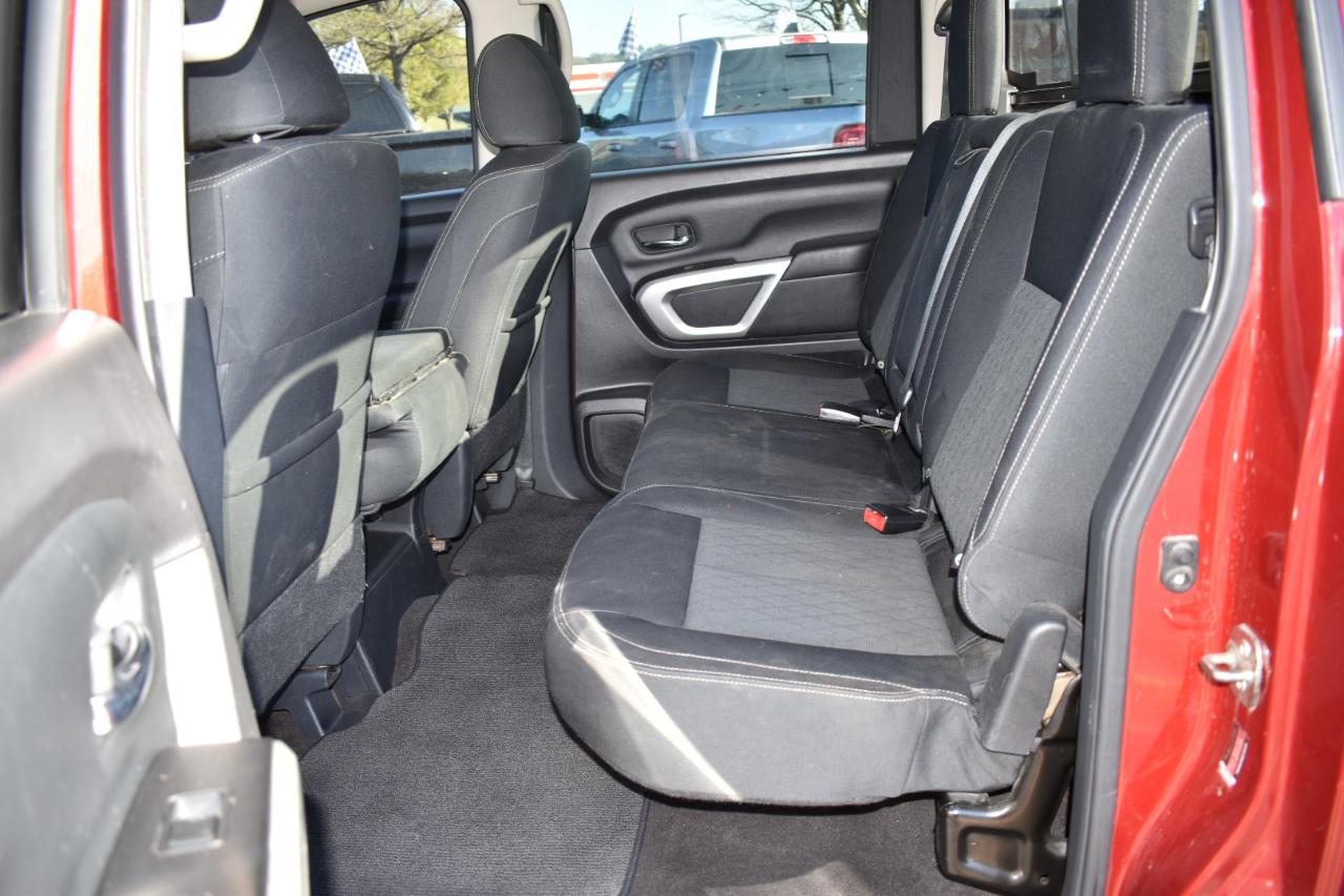 Nissan Titan 4x2 Crew Cab SV 2019