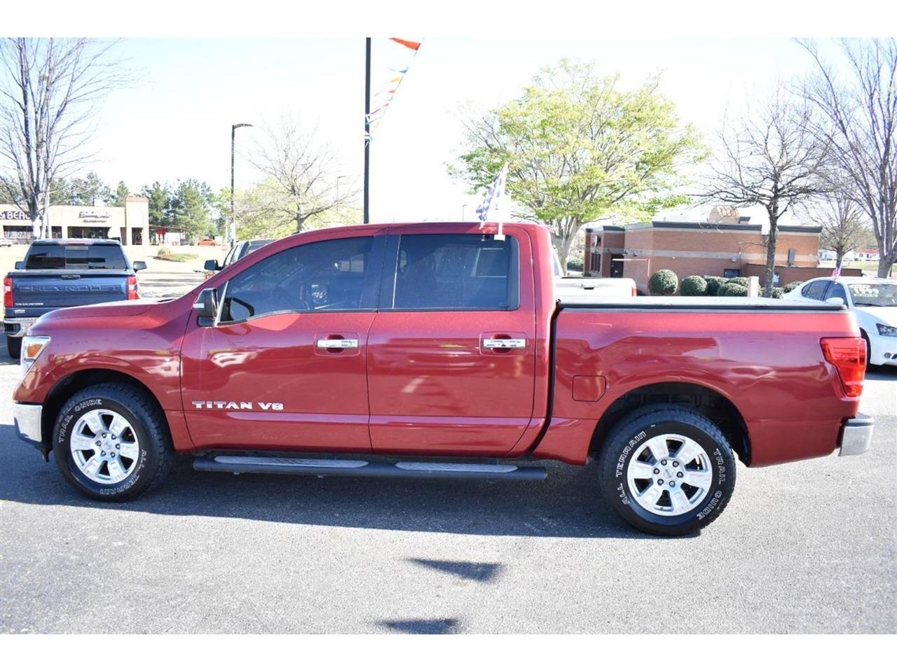 Nissan Titan 4x2 Crew Cab SV 2019
