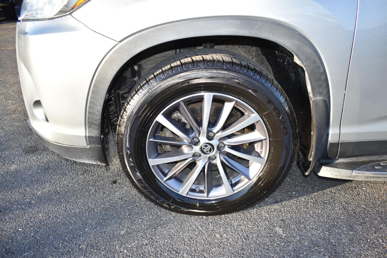 Toyota Highlander XLE V6 AWD (Natl) 2019