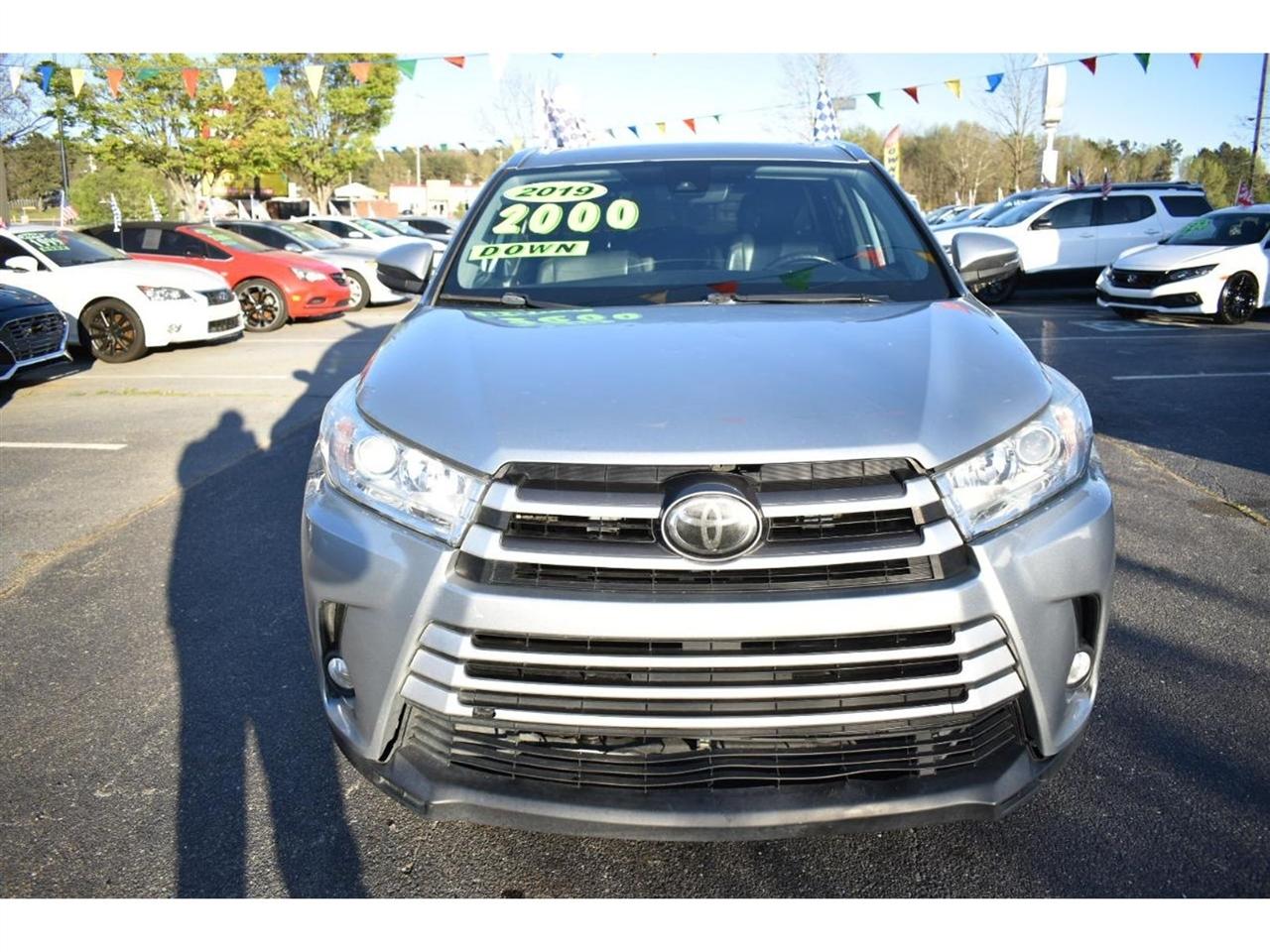 Toyota Highlander XLE V6 AWD (Natl) 2019