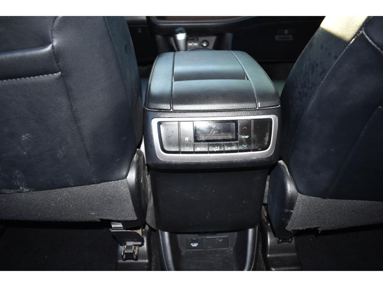 Toyota Highlander XLE V6 AWD (Natl) 2019