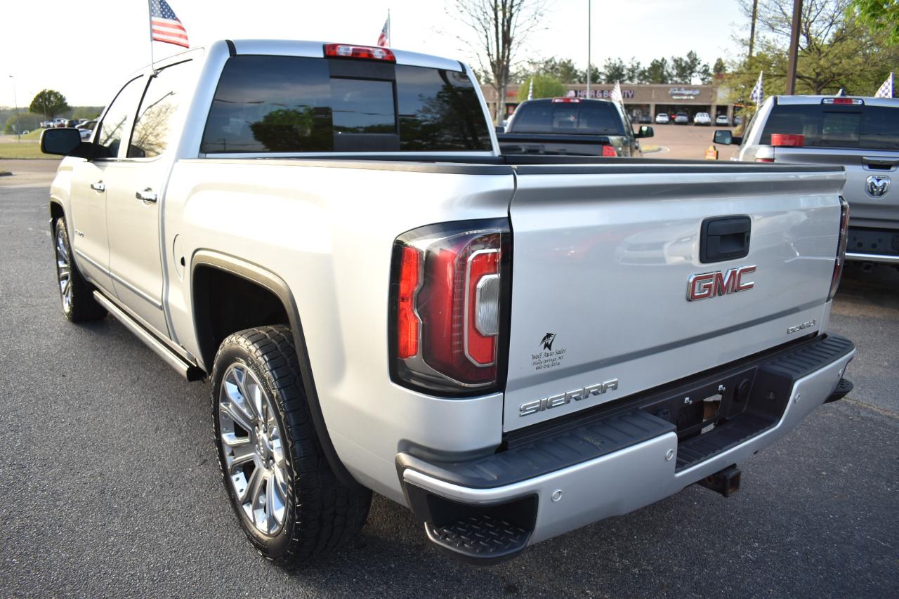 GMC Sierra 1500 4WD Crew Cab 143.5" Denali 2017