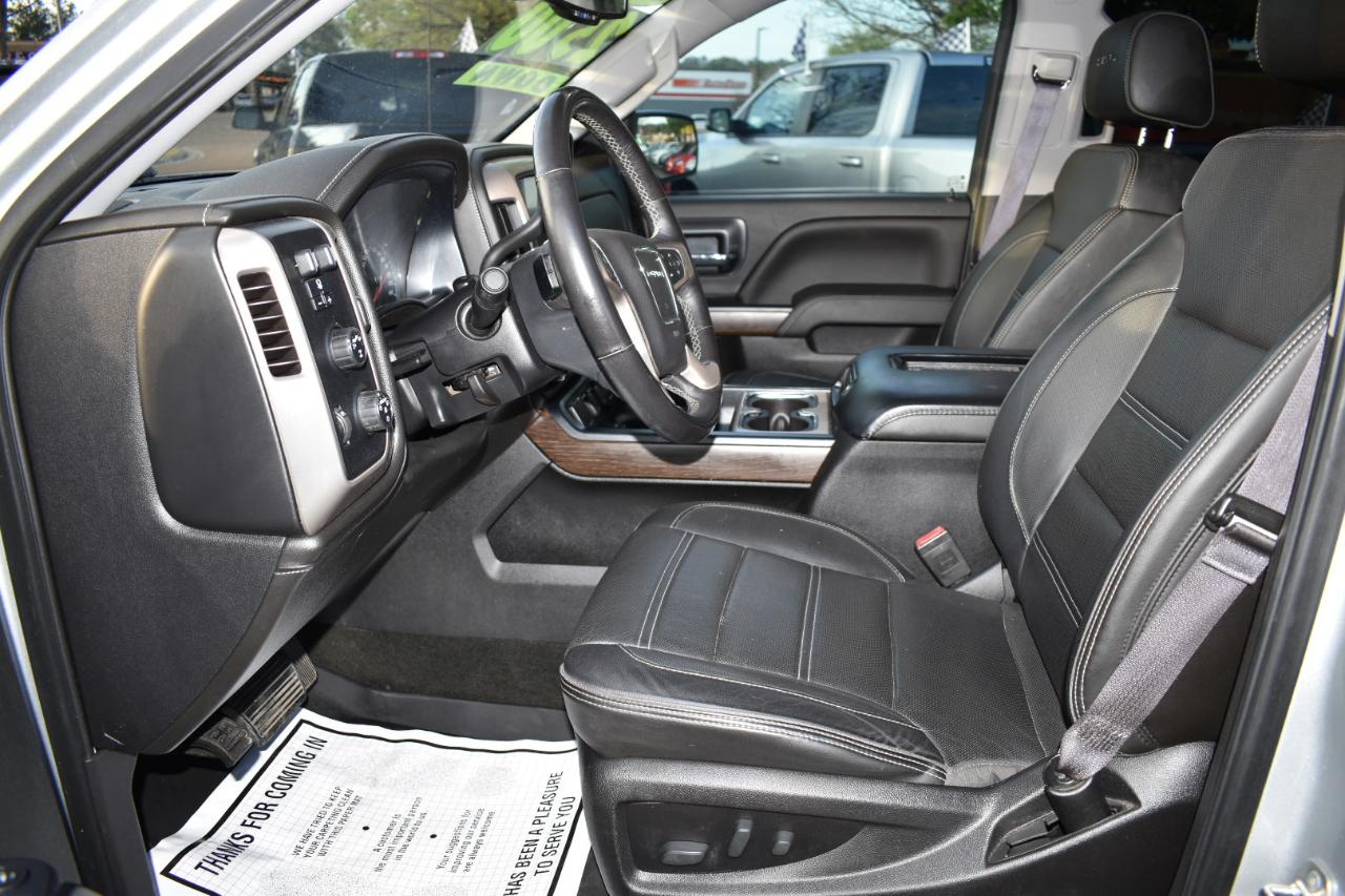 GMC Sierra 1500 4WD Crew Cab 143.5" Denali 2017