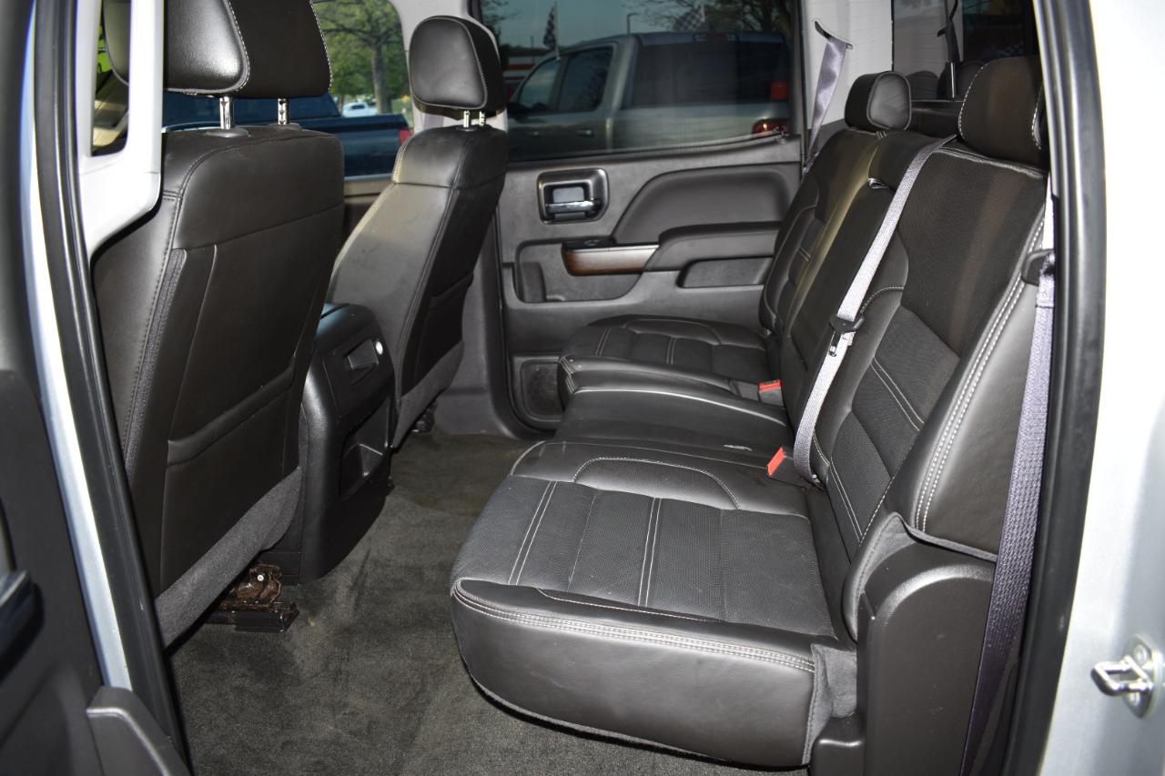 GMC Sierra 1500 4WD Crew Cab 143.5" Denali 2017