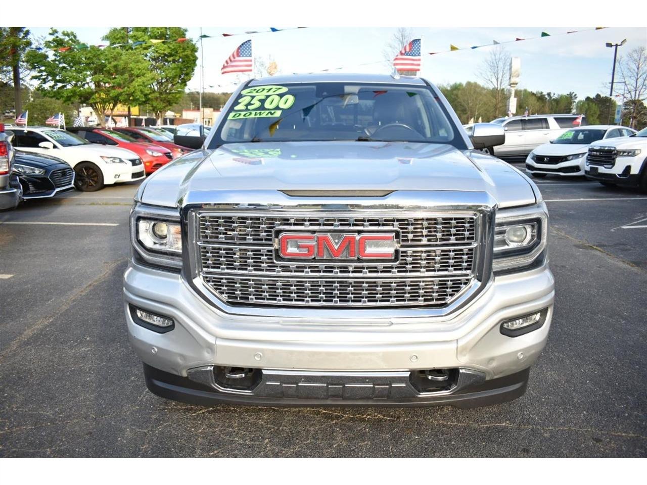 GMC Sierra 1500 4WD Crew Cab 143.5" Denali 2017