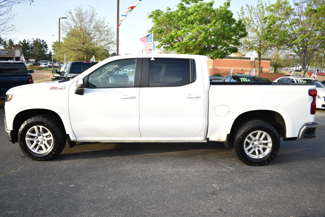 Chevrolet Silverado 1500 4WD Crew Cab 147" LT w/1LT 2021