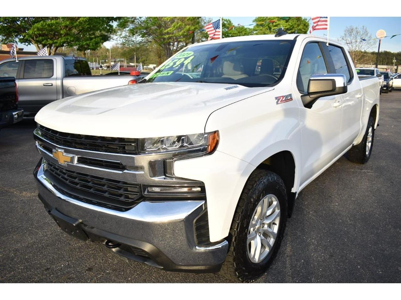 Chevrolet Silverado 1500 4WD Crew Cab 147" LT w/1LT 2021
