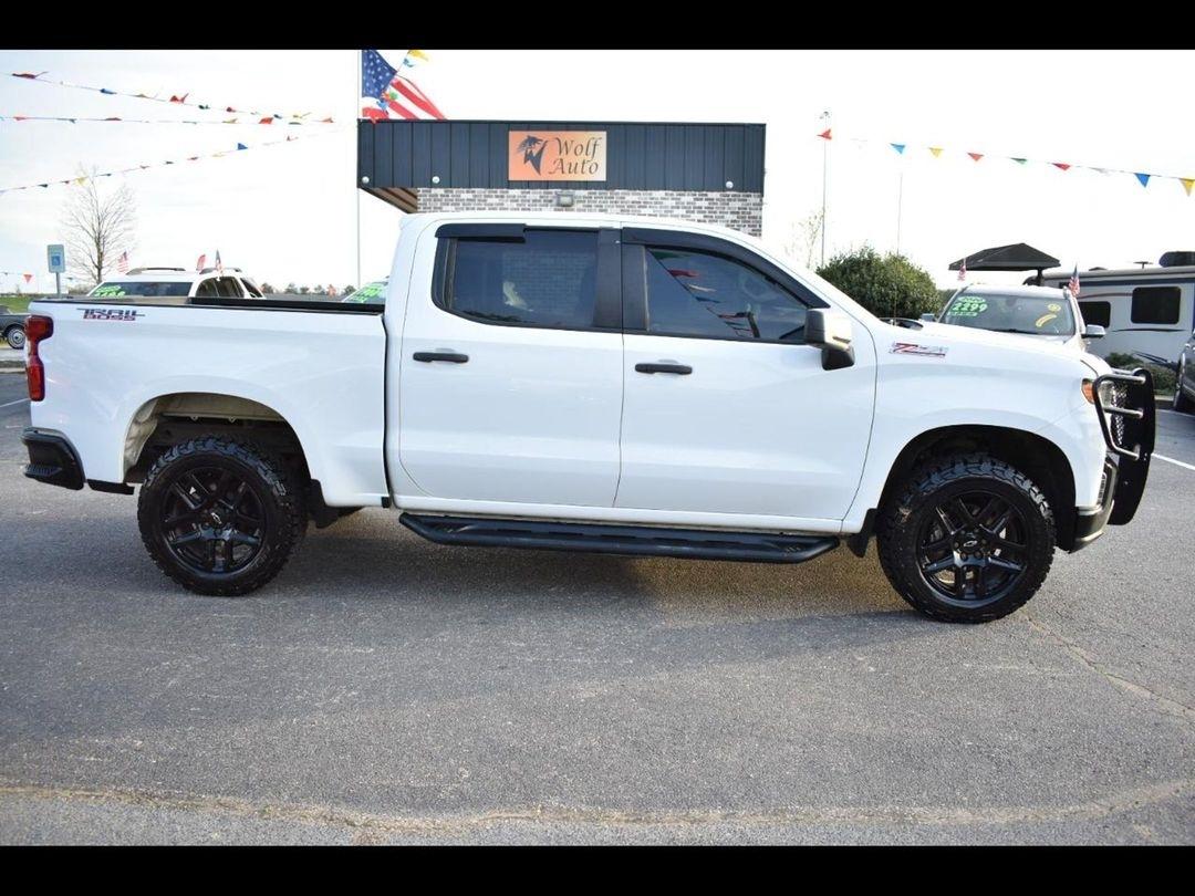 2020 Chevrolet Silverado 1500 4WD Crew Cab 147" Custom Trail Boss