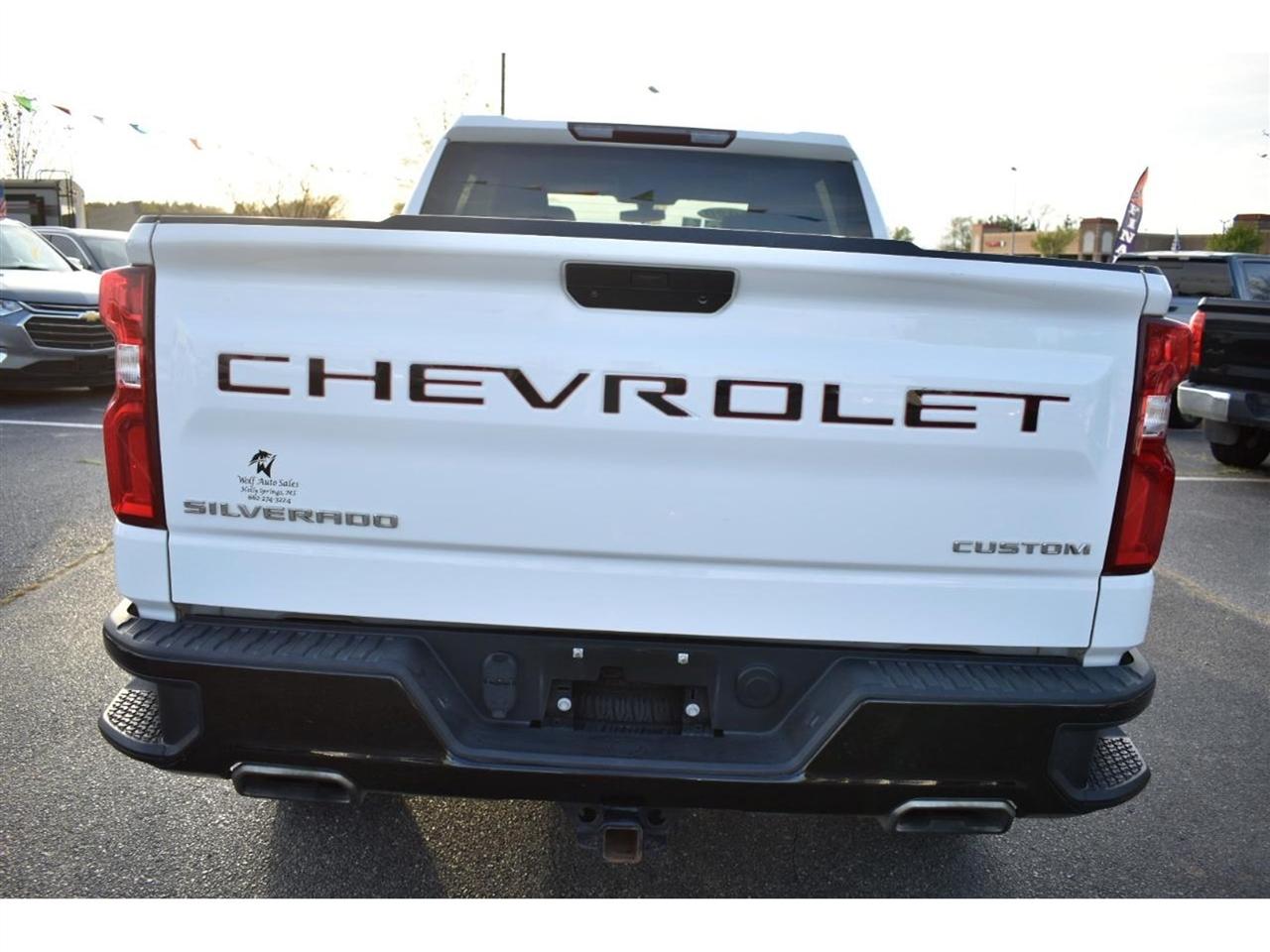 Chevrolet Silverado 1500 4WD Crew Cab 147" Custom Trail Boss 2020