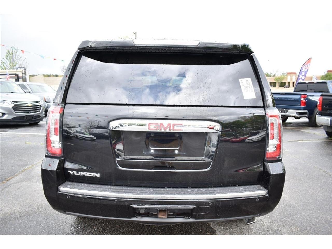 GMC Yukon 2WD 4dr Denali 2017