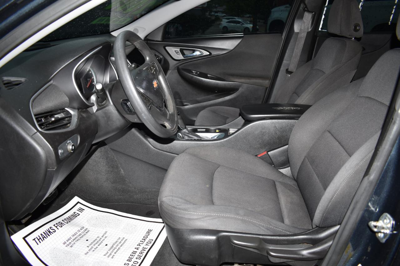 Chevrolet Malibu 4dr Sdn LS w/1LS 2020