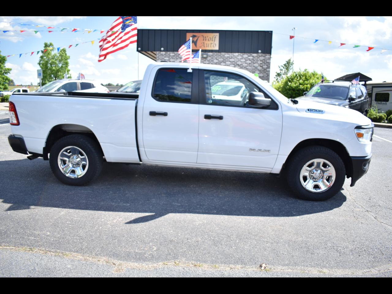 RAM 1500 Tradesman 4x4 Quad Cab 6'4" Box 2022
