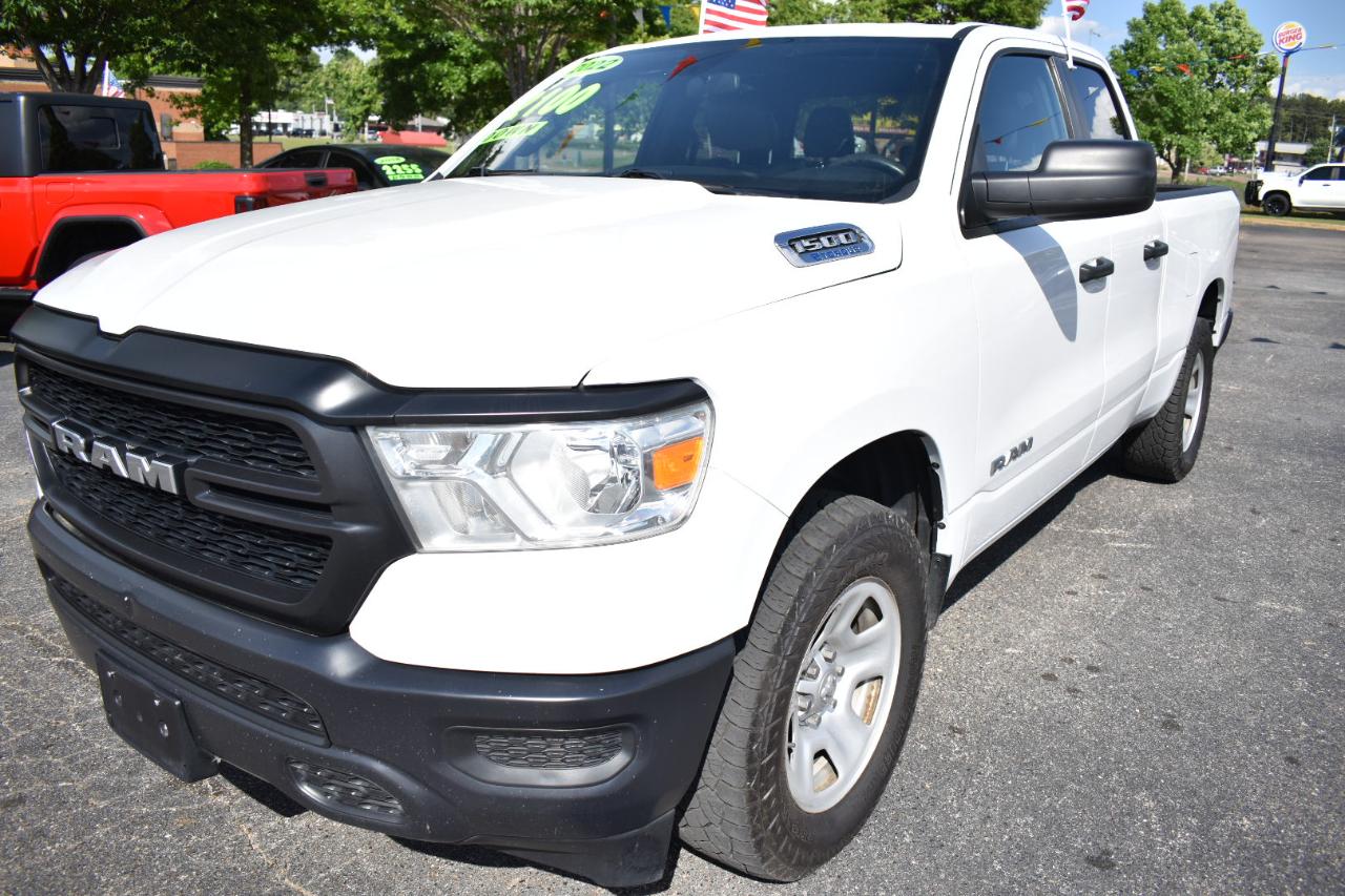 RAM 1500 Tradesman 4x4 Quad Cab 6'4" Box 2022