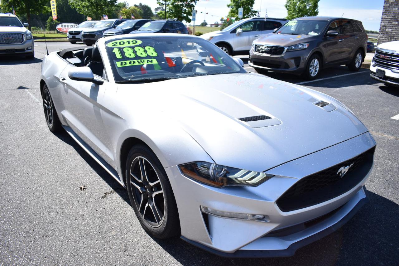 Ford Mustang EcoBoost Convertible 2019