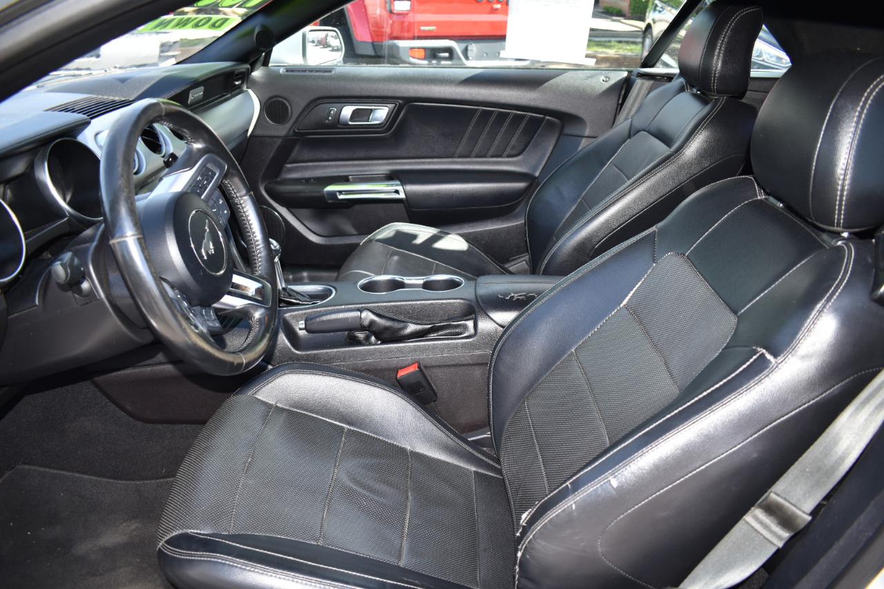 Ford Mustang EcoBoost Convertible 2019