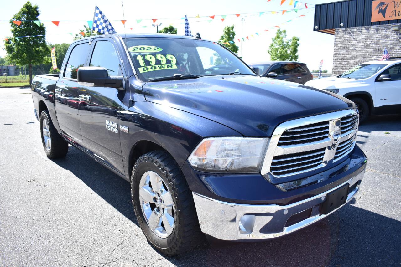 RAM 1500 4WD Crew Cab 140.5" Big Horn 2016