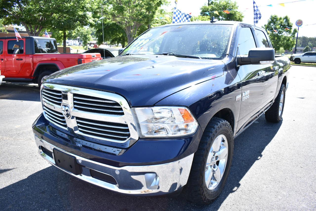 RAM 1500 4WD Crew Cab 140.5" Big Horn 2016
