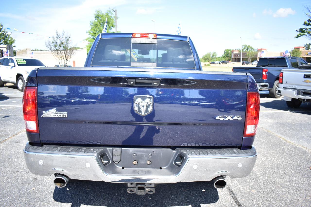 RAM 1500 4WD Crew Cab 140.5" Big Horn 2016