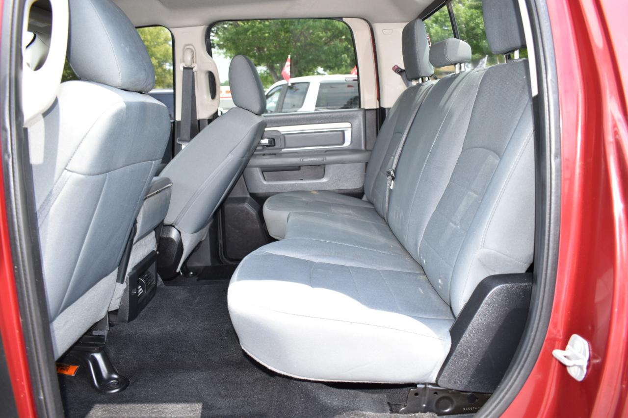 RAM 2500 4WD Crew Cab 149" SLT 2014