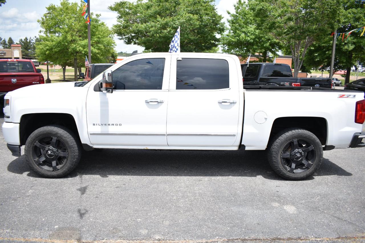 Chevrolet Silverado 1500 4WD Crew Cab 143.5" LTZ w/2LZ 2017