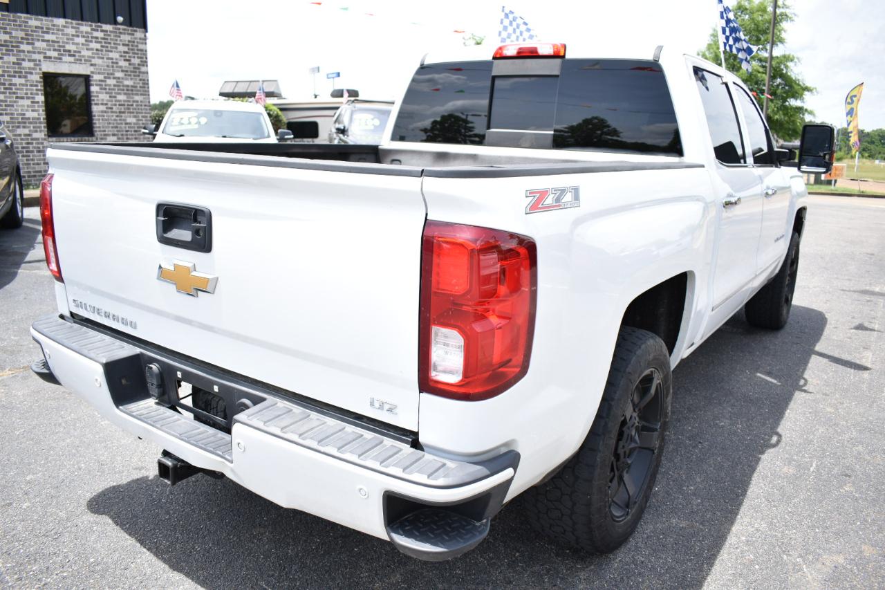 Chevrolet Silverado 1500 4WD Crew Cab 143.5" LTZ w/2LZ 2017