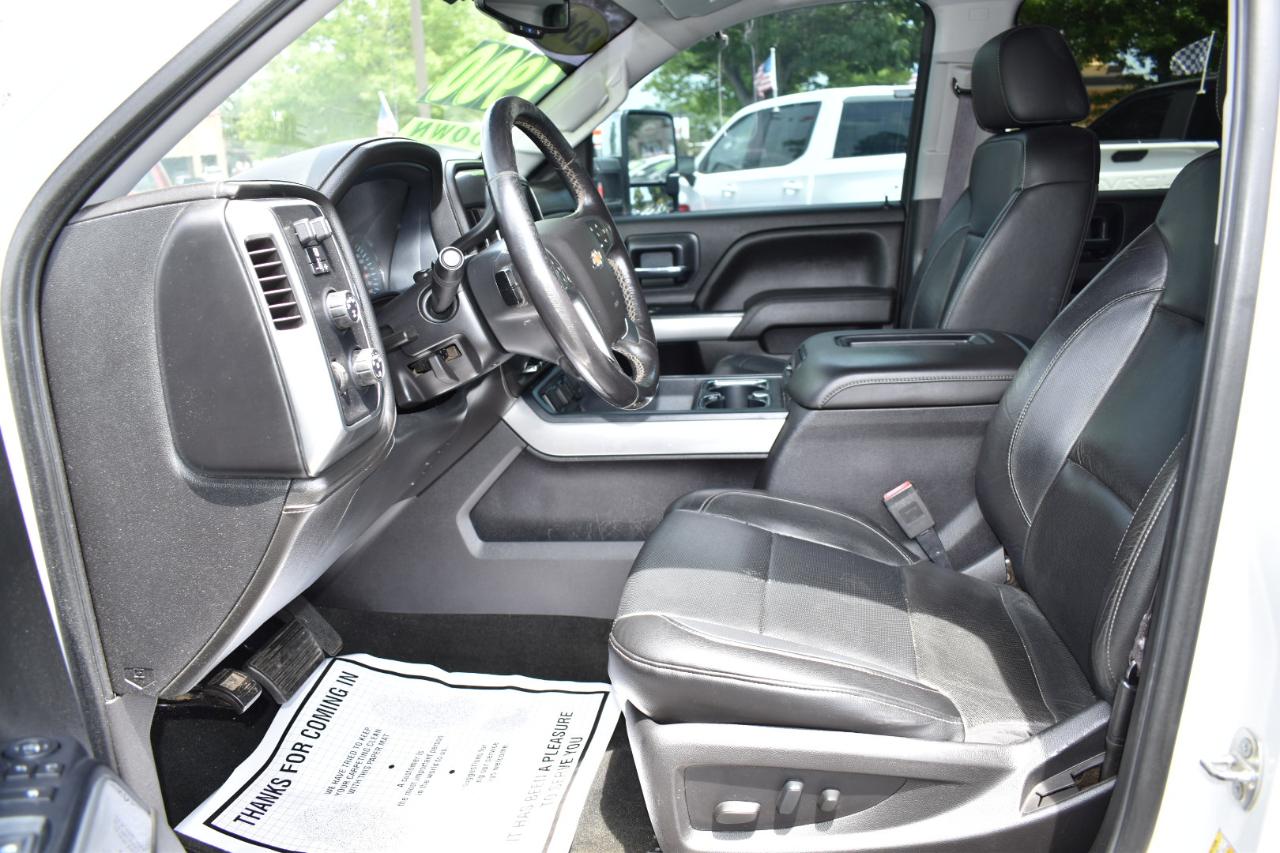Chevrolet Silverado 1500 4WD Crew Cab 143.5" LTZ w/2LZ 2017