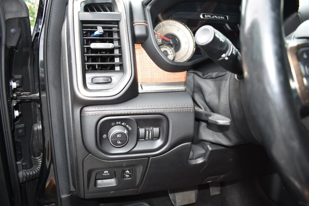 RAM 1500 Longhorn 4x2 Crew Cab 5'7" Box 2020