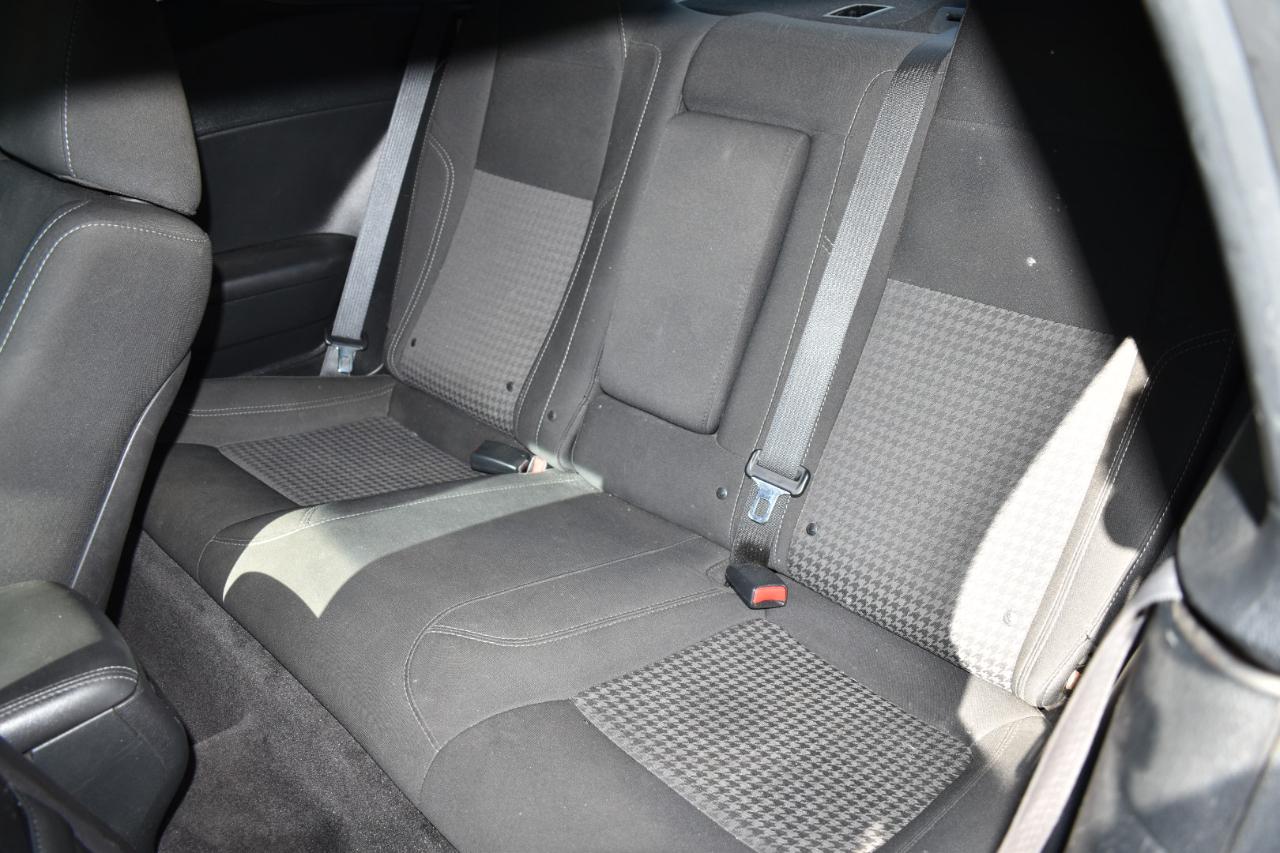 Dodge Challenger 2dr Cpe SXT 2016