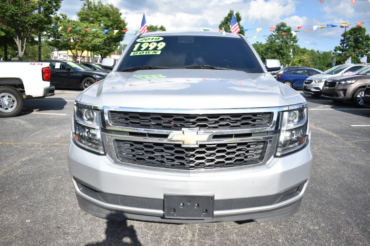 Chevrolet Suburban 2WD 4dr 1500 LT 2019