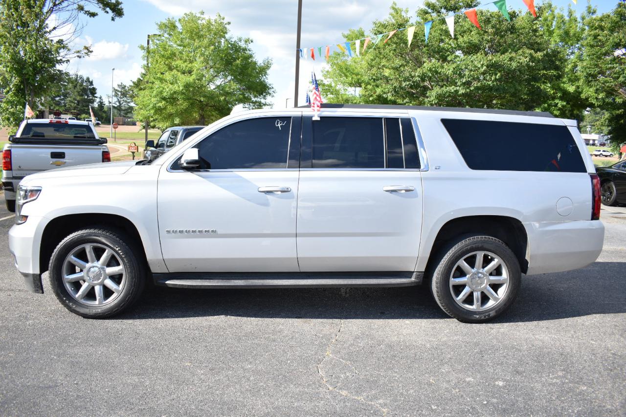 Chevrolet Suburban 2WD 4dr 1500 LT 2019