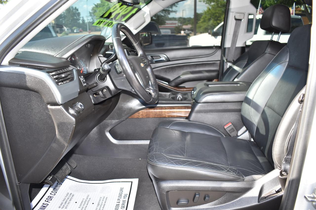 Chevrolet Suburban 2WD 4dr 1500 LT 2019