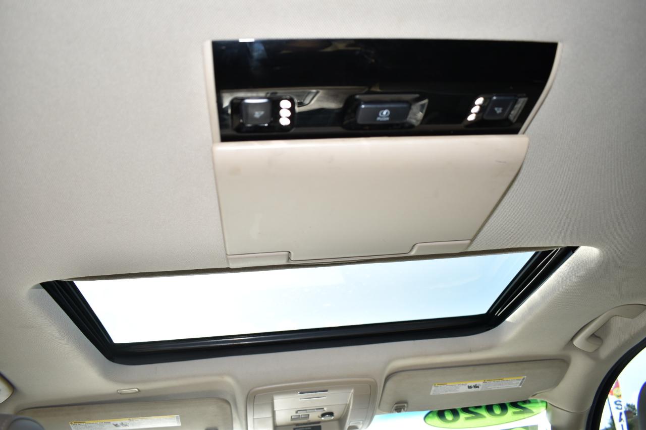 Chevrolet Suburban 2WD 4dr Premier 2020