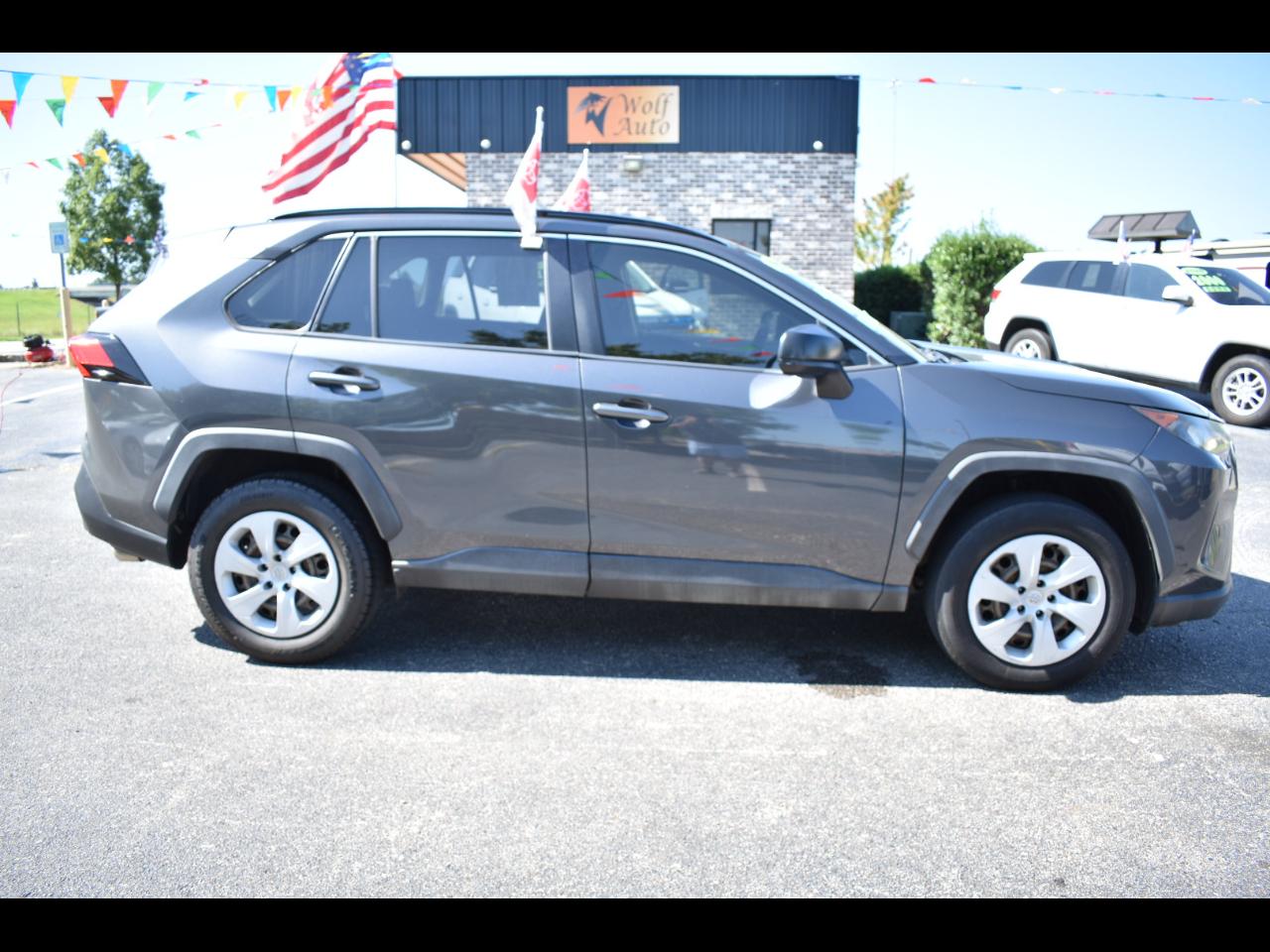2019 Toyota RAV4 LE FWD (Natl)