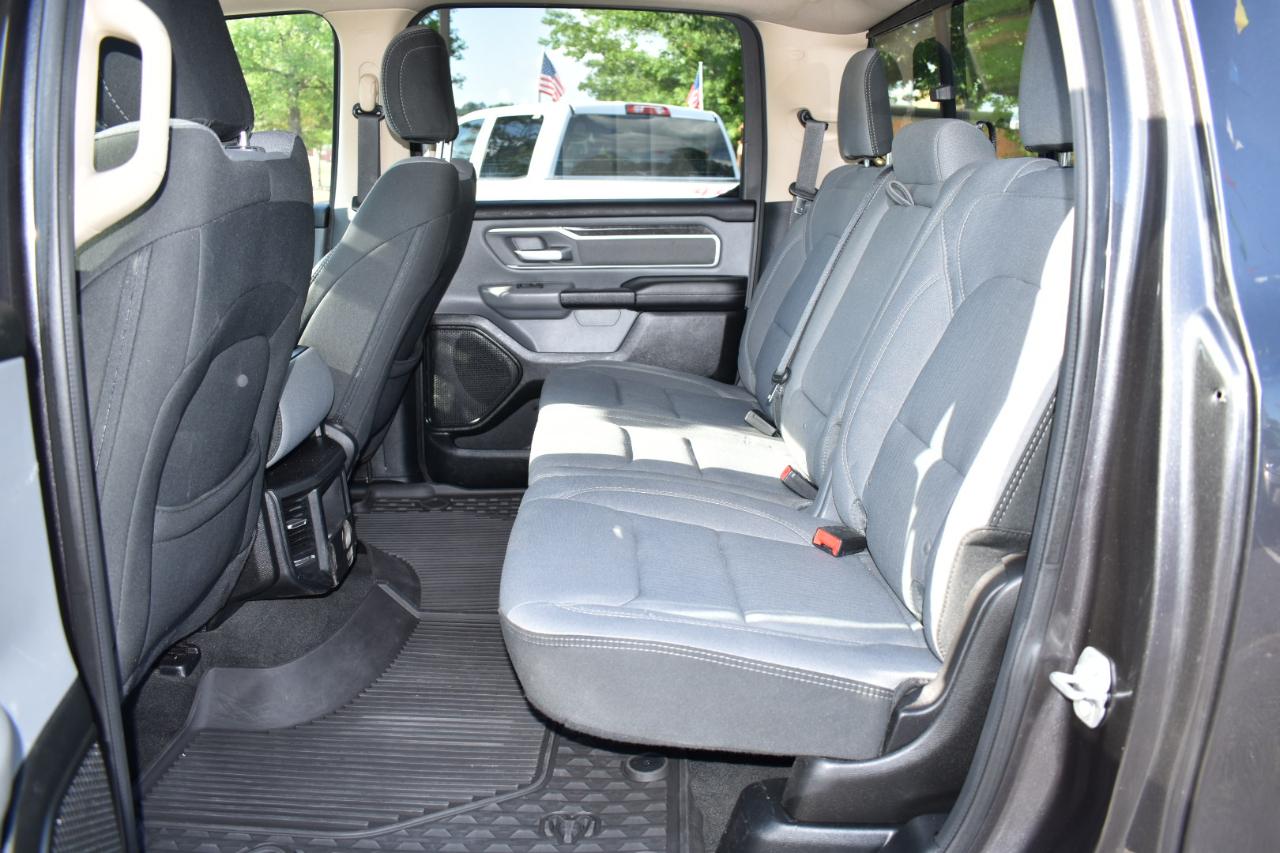 RAM 1500 Big Horn/Lone Star 4x4 Crew Cab 5'7" Box 2019