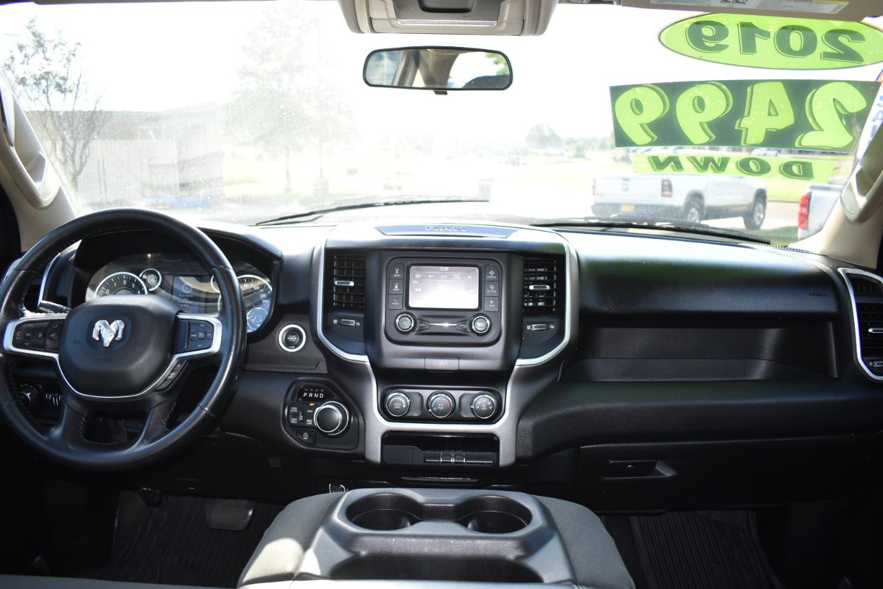 RAM 1500 Big Horn/Lone Star 4x4 Crew Cab 5'7" Box 2019