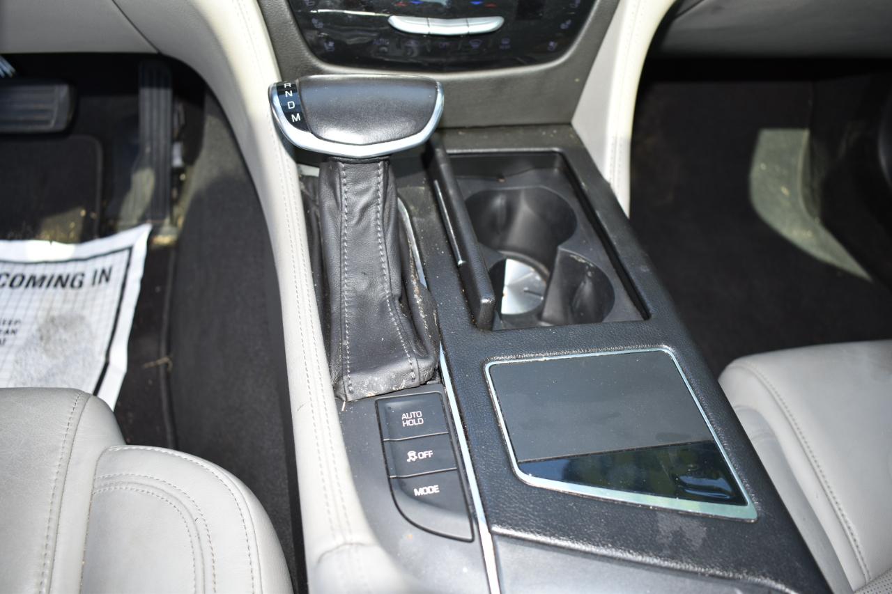 Cadillac CT6 4dr Sdn 2.0L Turbo Luxury RWD 2017