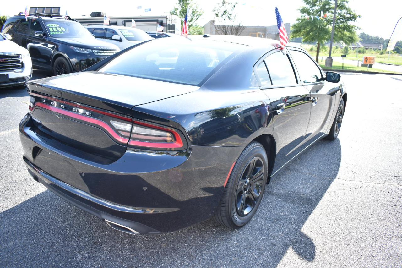 Dodge Charger SXT RWD 2022