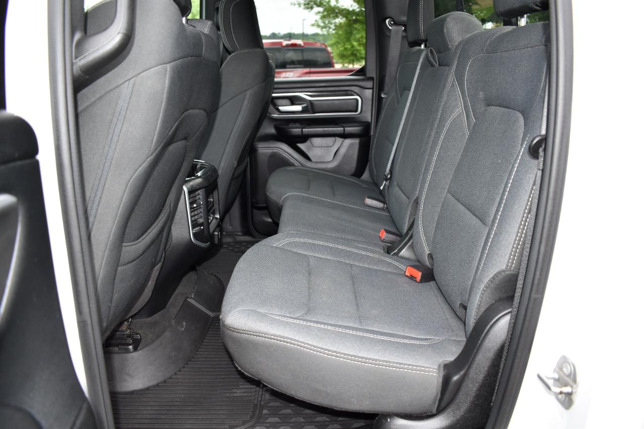 RAM 1500 Big Horn 4x4 Quad Cab 6'4" Box 2021