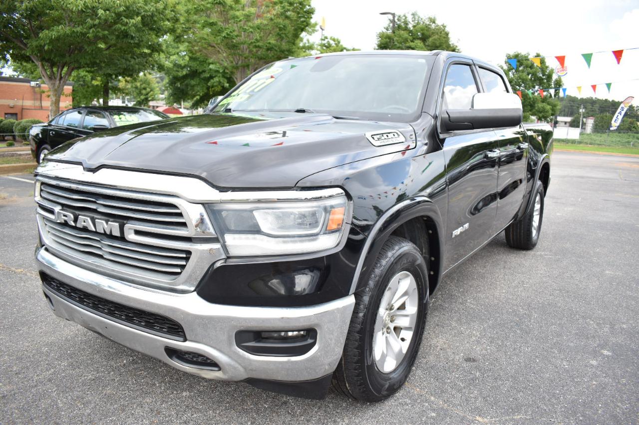 RAM 1500 Laramie 4x2 Crew Cab 5'7" Box 2019