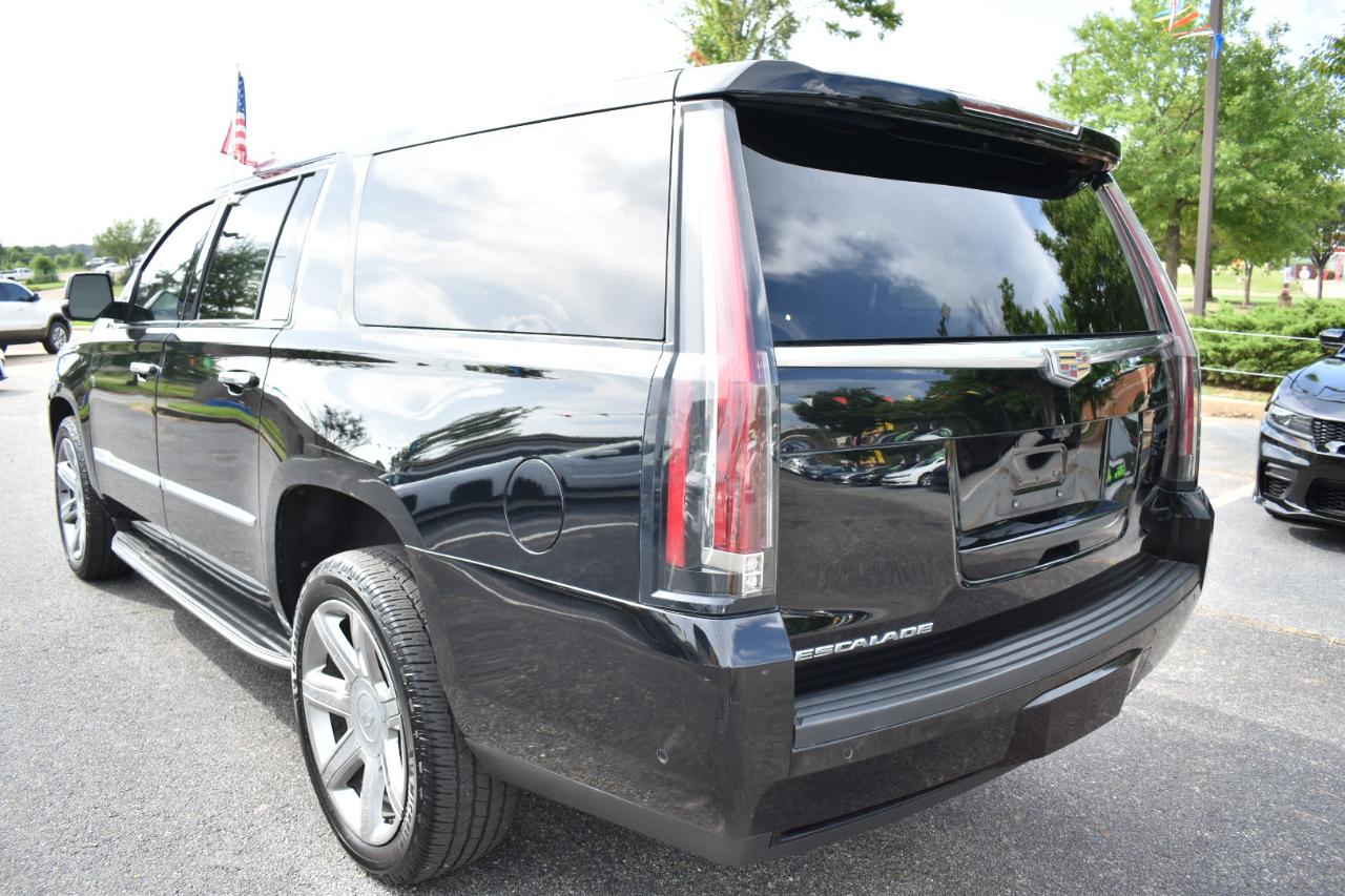 Cadillac Escalade ESV 2WD 4dr Luxury 2020