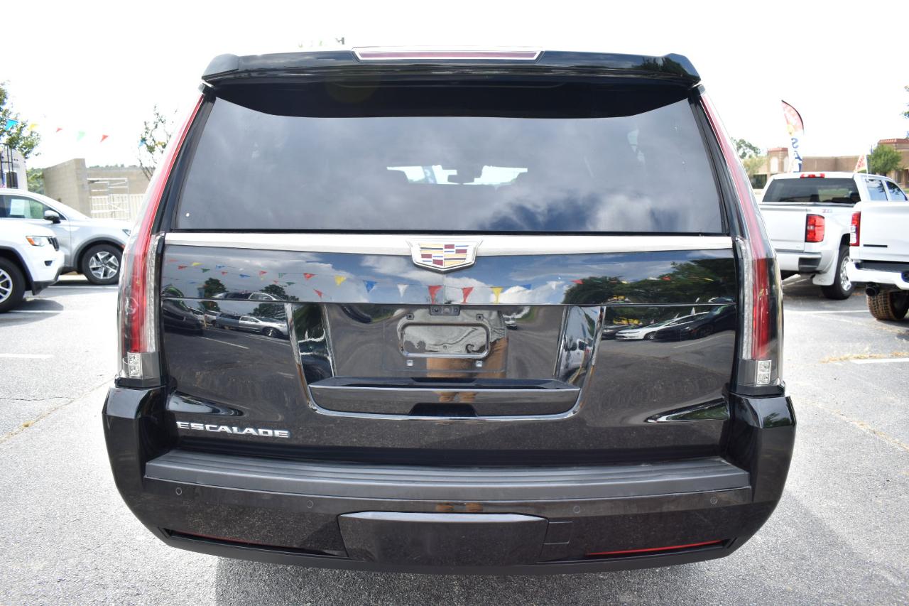 Cadillac Escalade ESV 2WD 4dr Luxury 2020