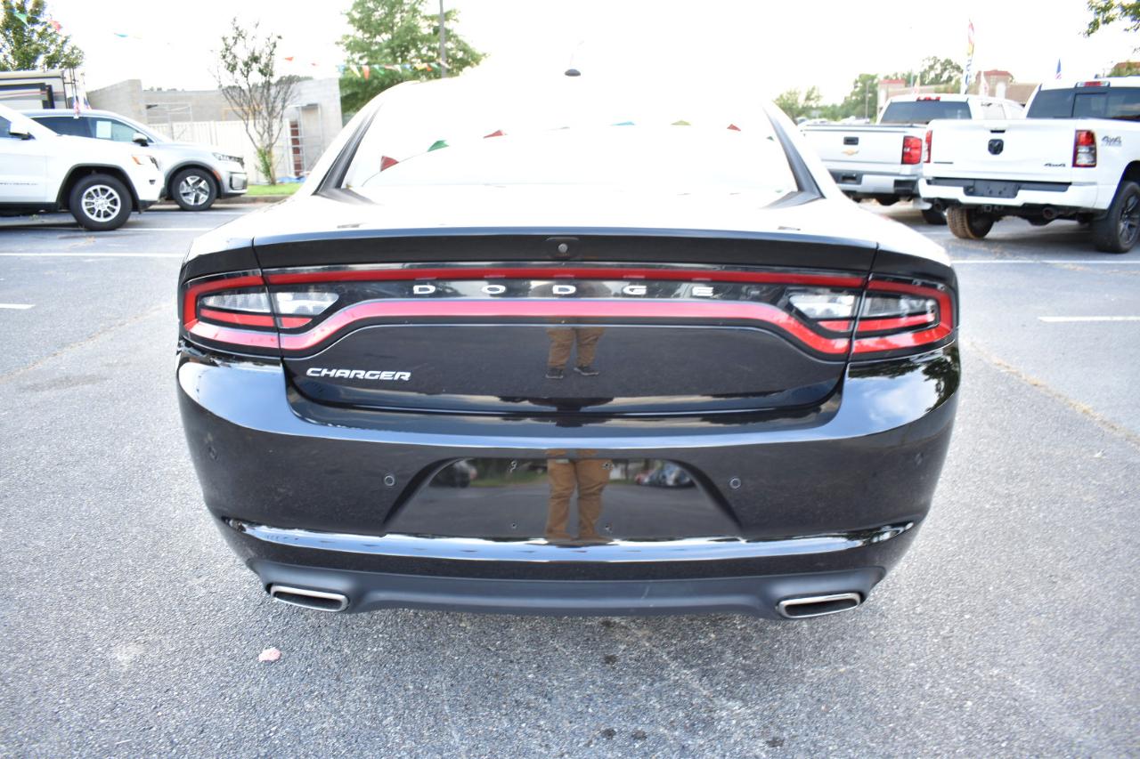 Dodge Charger SXT RWD 2022